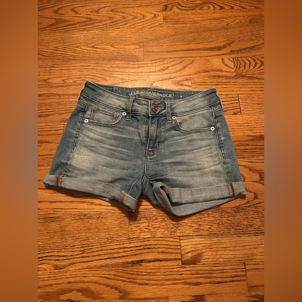American Eagle Women's Sz 0 Preppy Cotton Blend Super Stretch X Midi Shorts